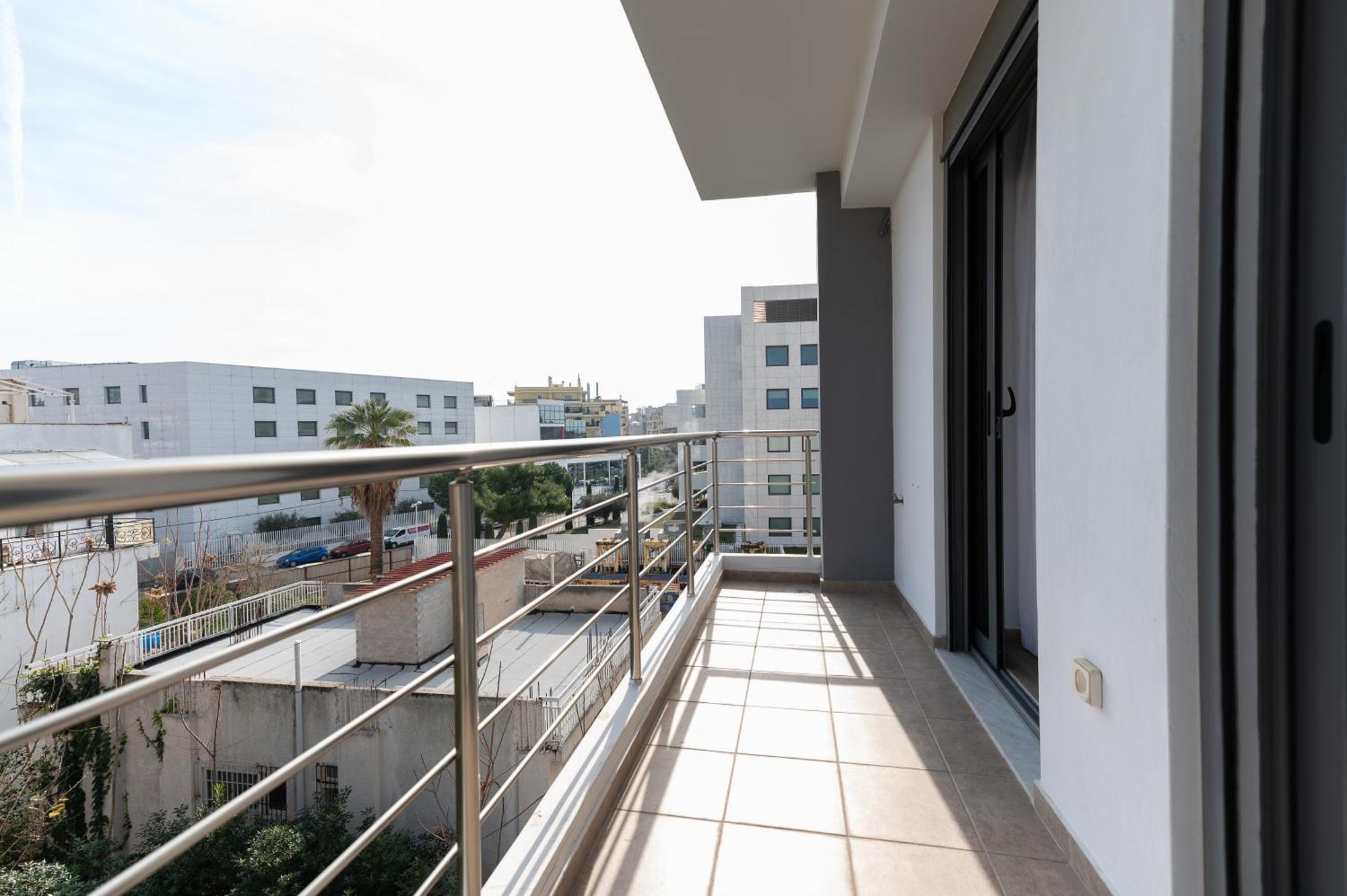 Stylish Spacious Apartment In Palaio Faliro Atenas Exterior foto